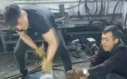 軸承拆卸大法來(lái)啦！無(wú)損拆卸！啥軸承都能這么拆！