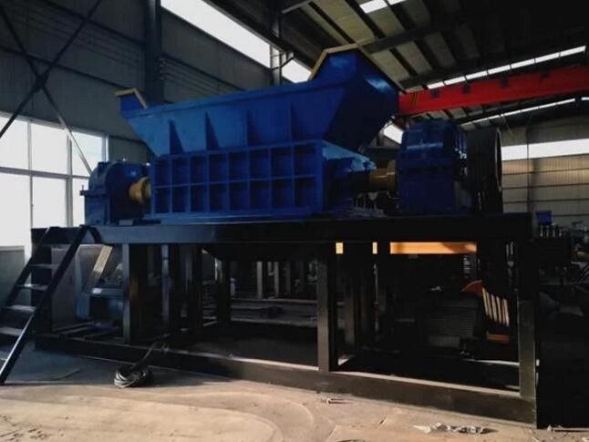 雙軸垃圾撕碎機走“資源-產(chǎn)品-廢舊產(chǎn)品-再制造”的循環(huán)經(jīng)濟模式